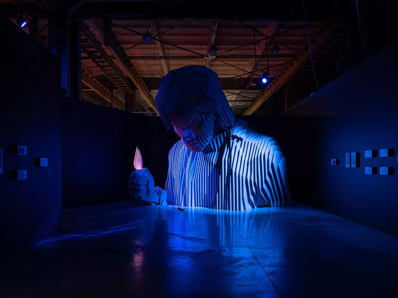 Скидка на выставку "Виктор Цой. Легенда"